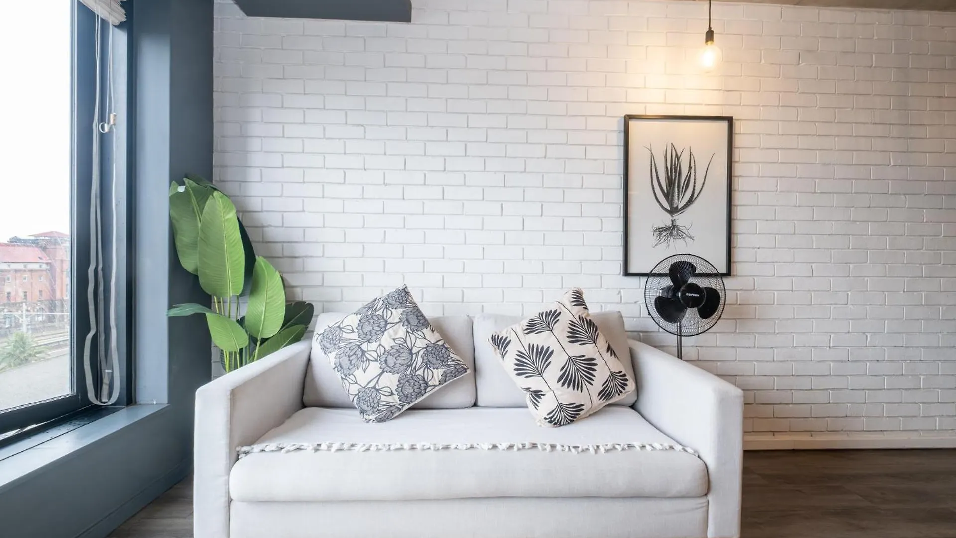 The Wex - 6Th Floor Apartment With Parking Cape Town