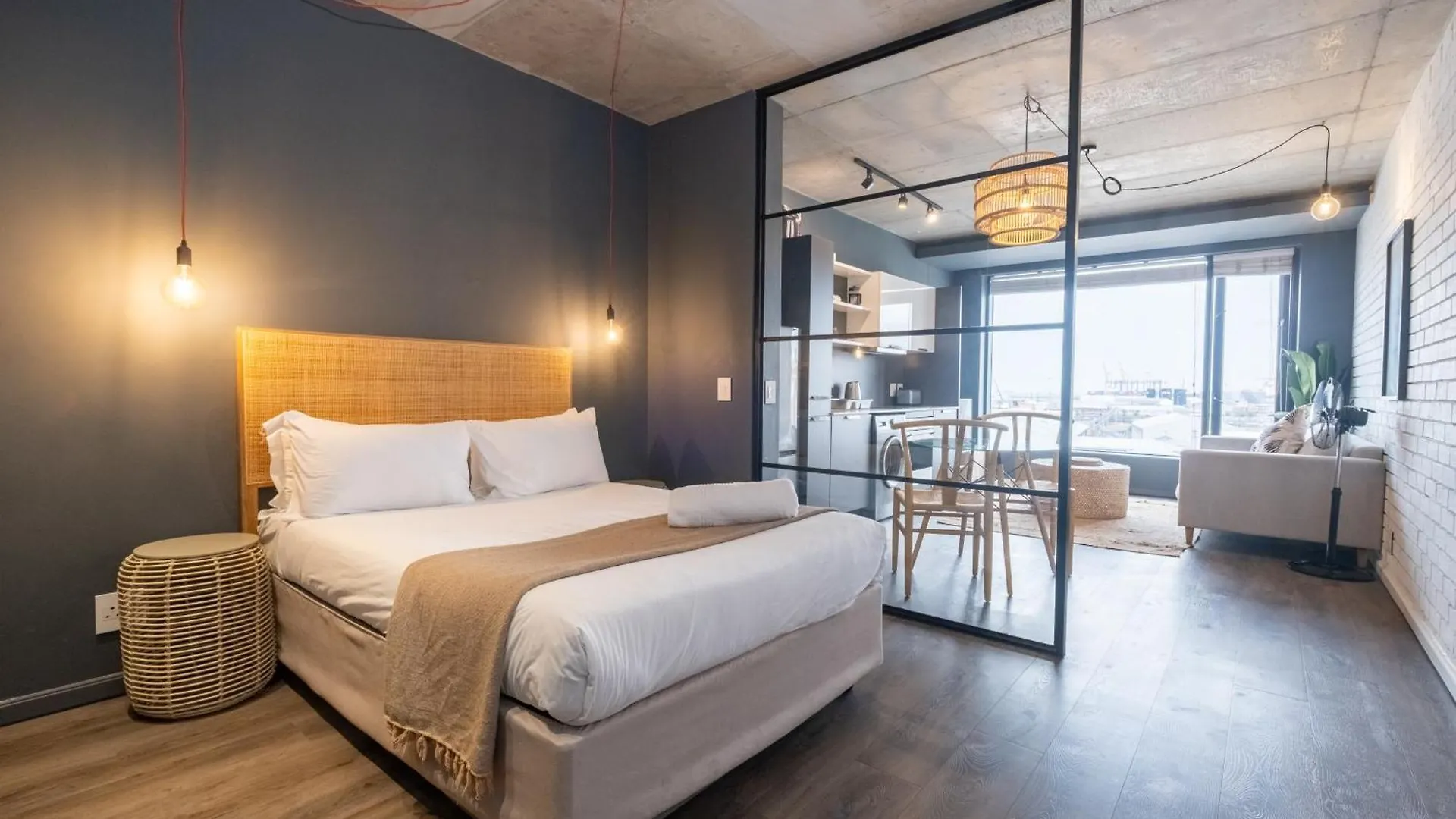 The Wex - 6Th Floor Apartment With Parking Cape Town